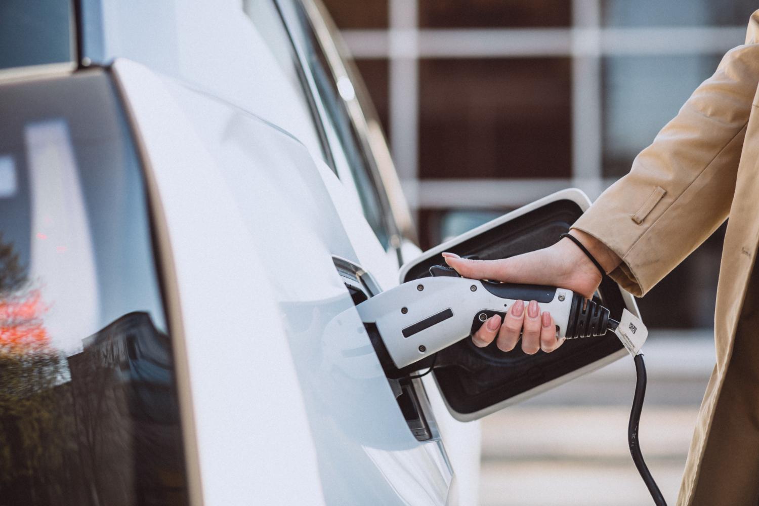 Recharge de voiture/vélo électriques